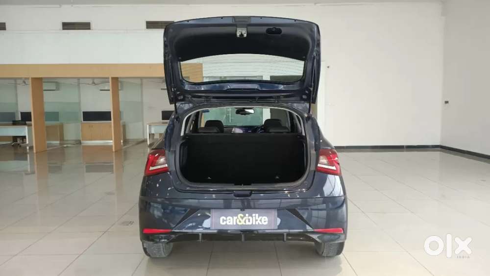 Hyundai I20 Asta (o) 1.2 Mt, 2022, Petrol