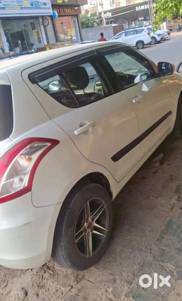 Maruti Suzuki Swift 2017 Diesel 110000 Km Driven