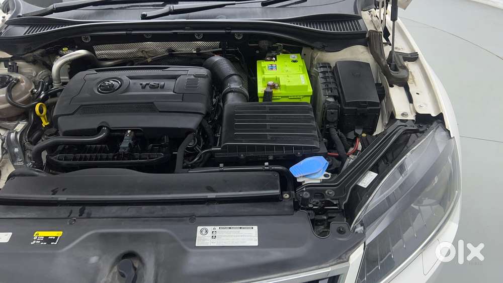 Skoda Superb [ ] 1.8 Style Tsi At, 2019, Petrol