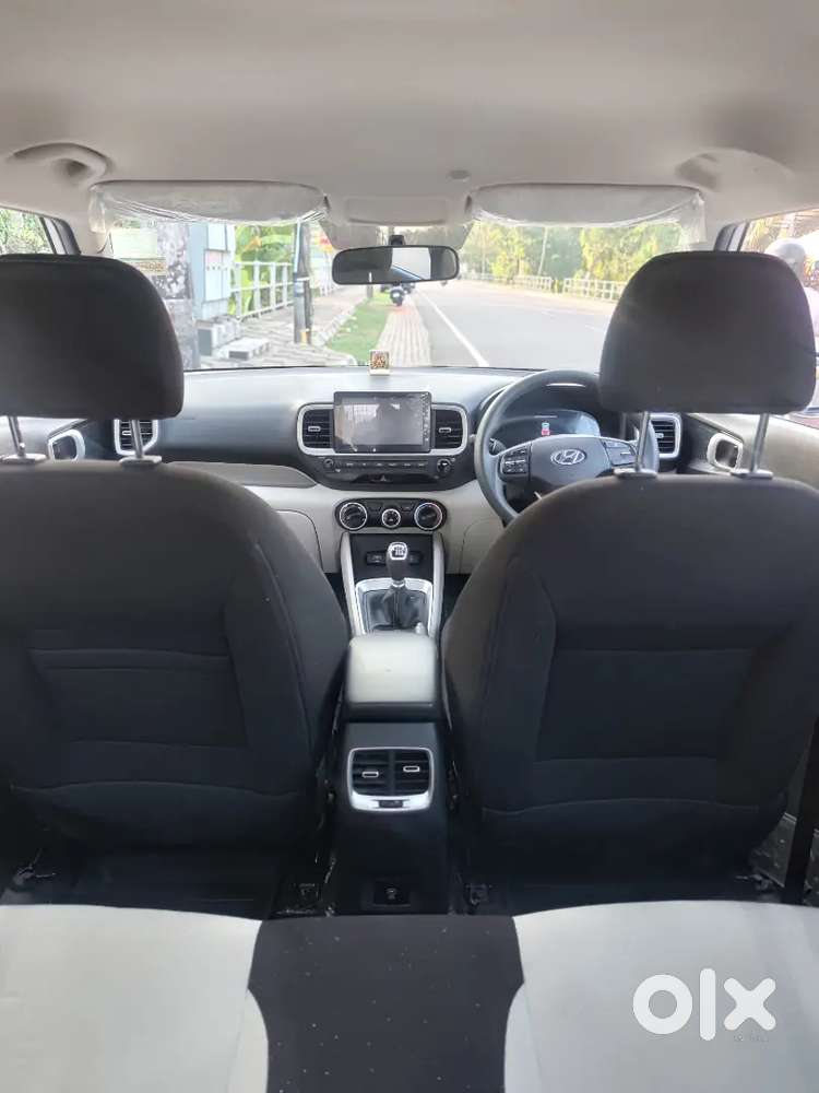 Hyundai Venue 2024 Diesel 7200 Km Driven