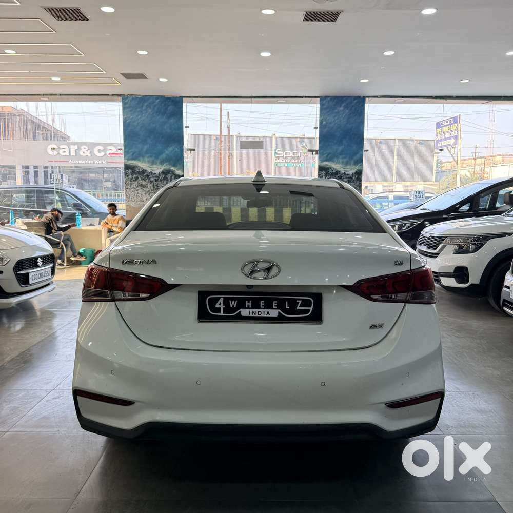 Hyundai Verna 1.6 Sx (o) Vtvt, 2018, Petrol