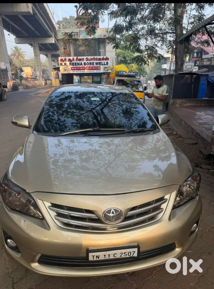 Toyota Corolla Altis 2013 Petrol 100000 Km Driven