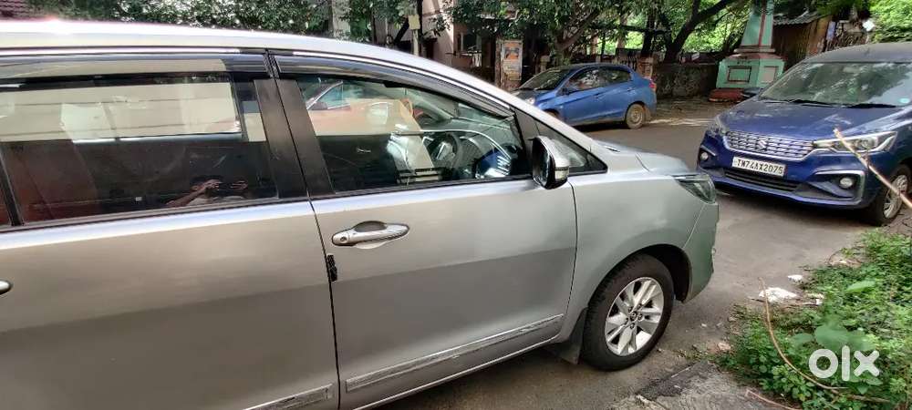 Toyota Innova Crysta 2017