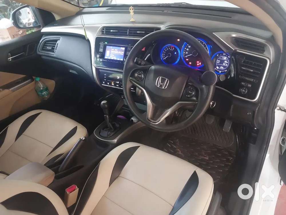 Honda City V