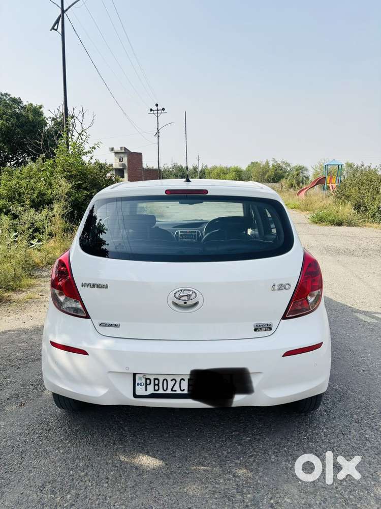 Hyundai I20 1.4 Crdi Sportz 6 Speed Bs Iv, 2013, Diesel