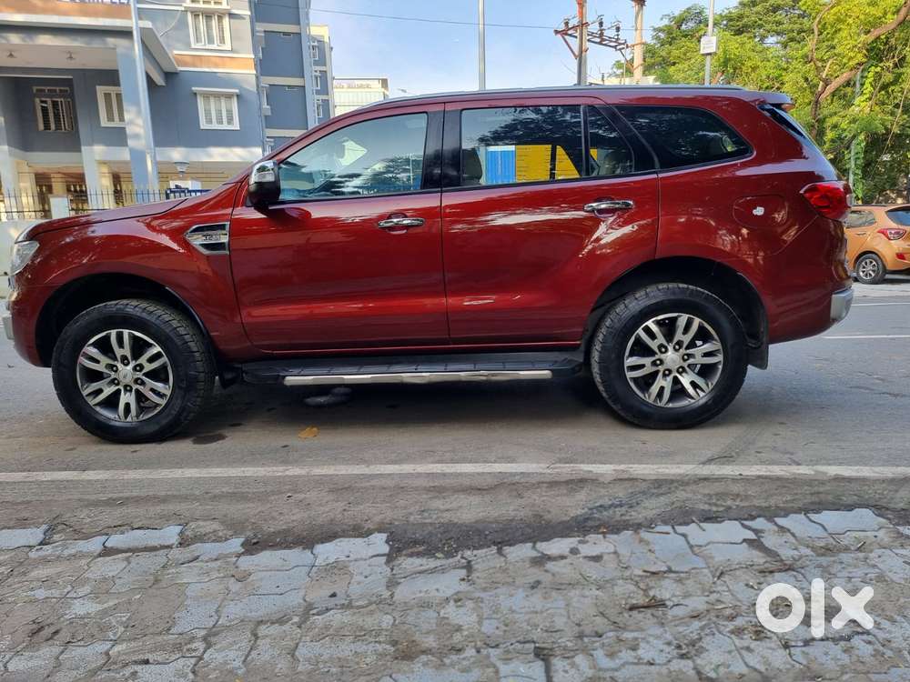 Ford Endeavour 3.2 Titanium 4x4 At, 2016, Diesel