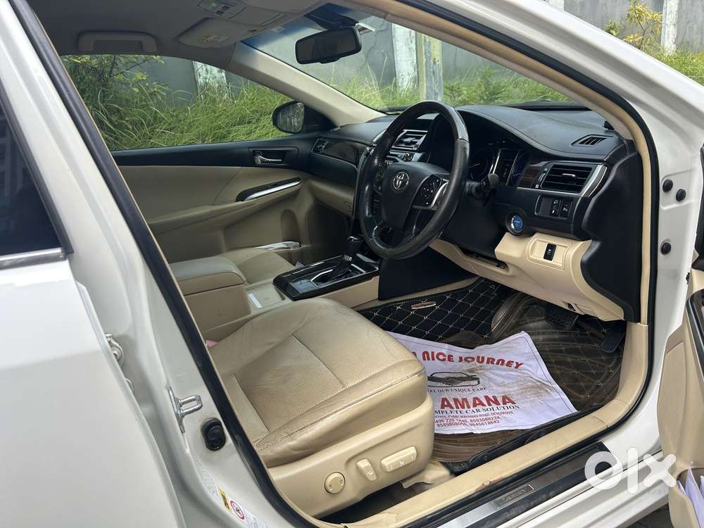 Toyota Camry Hybrid, 2018, Petrol