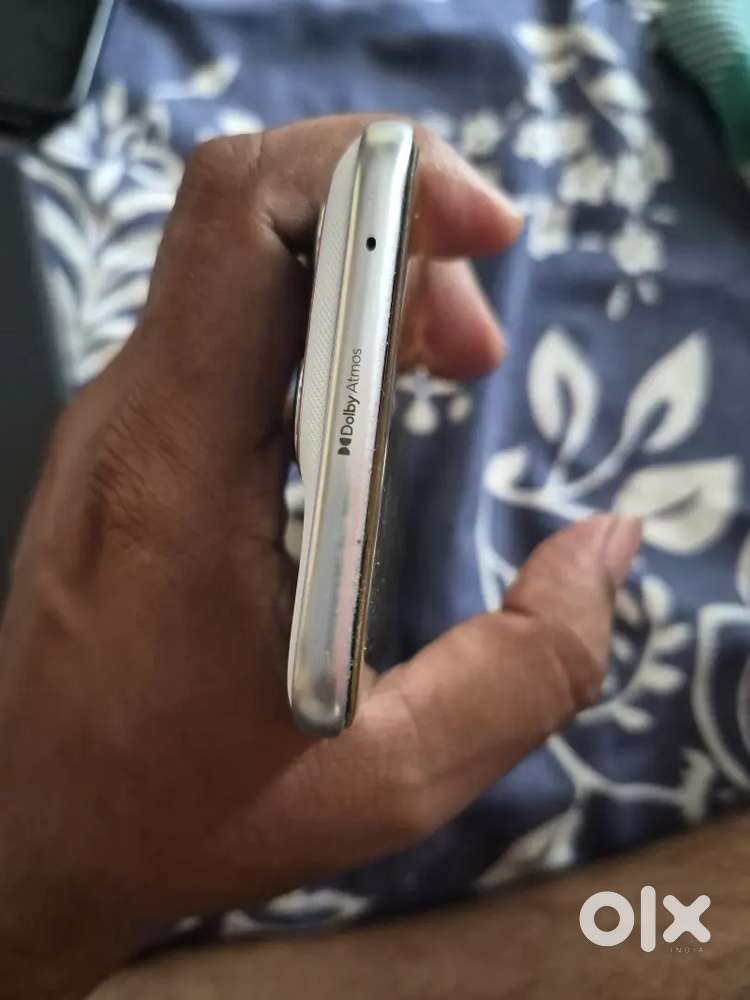 Motrola edge 70 fusion,8gb,128gb internal storage