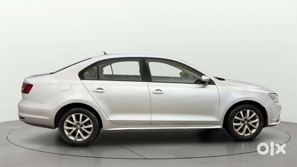 Volkswagen Jetta [ ] 1.4 Trendline Tsi, 2016, Petrol