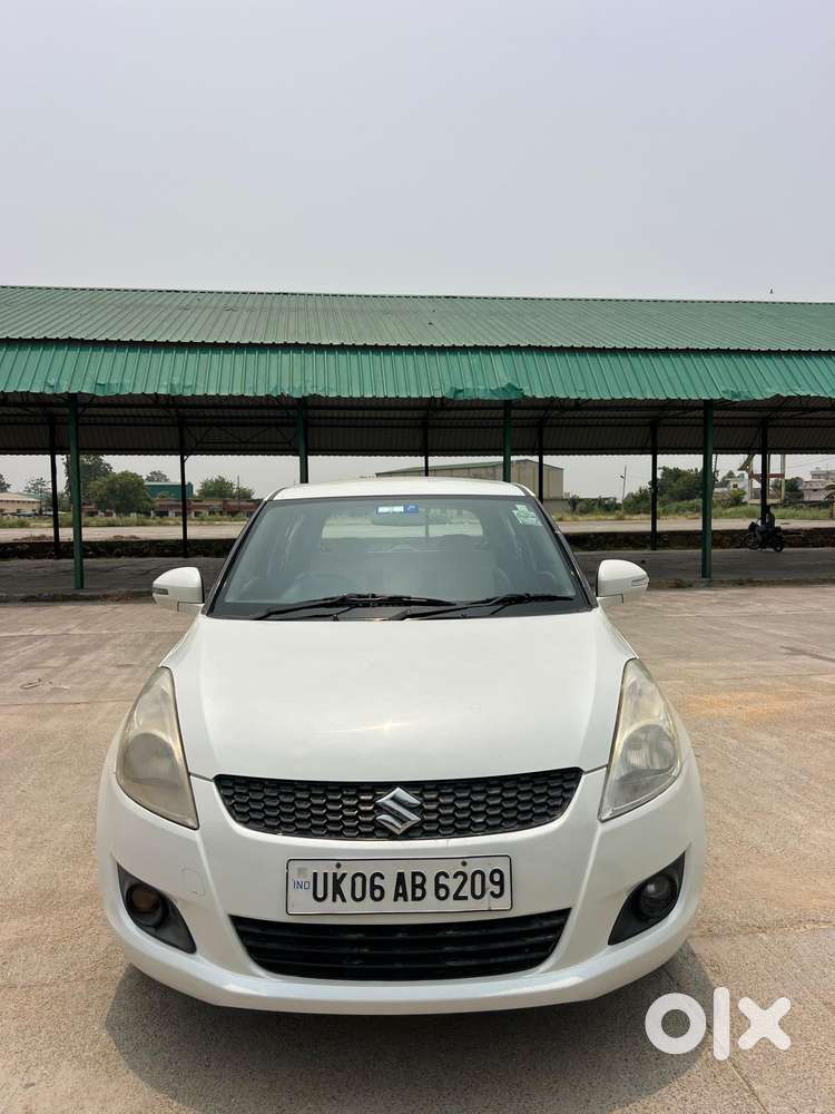 Maruti Suzuki Swift Vxi With Abs, 2013, Petrol