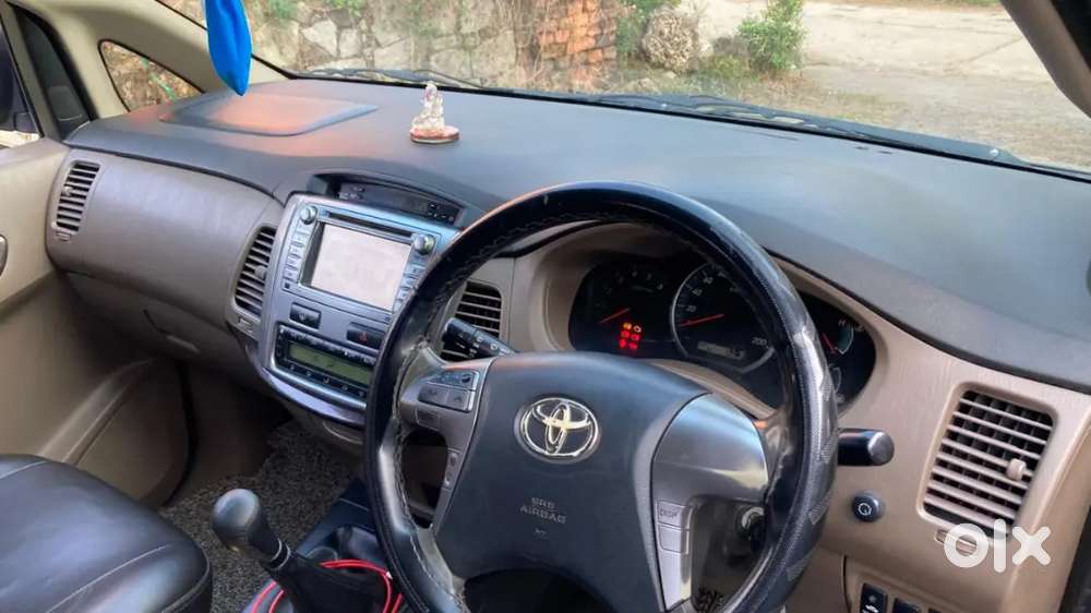 Toyota Innova 2015 Diesel Well Maintained
