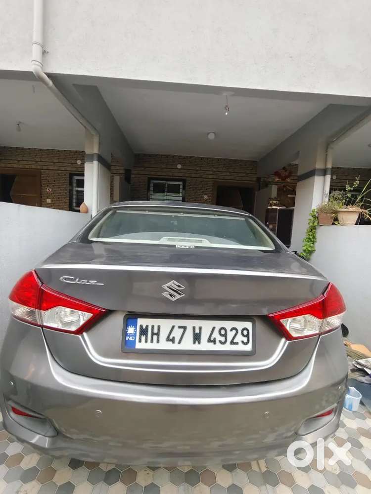 1.maruti Suzuki Ciaz 2017-18 Cng & Hybrids 72500 Km Driven