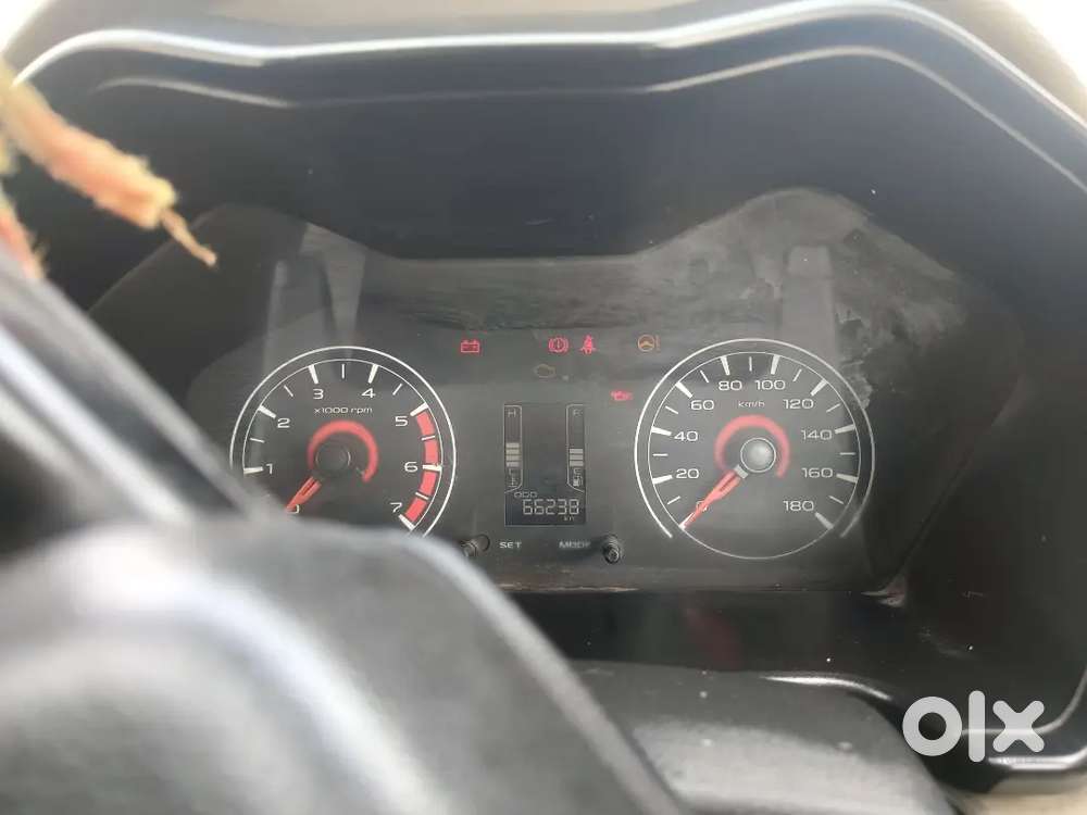 Mahindra Kuv 100 2016 6seater