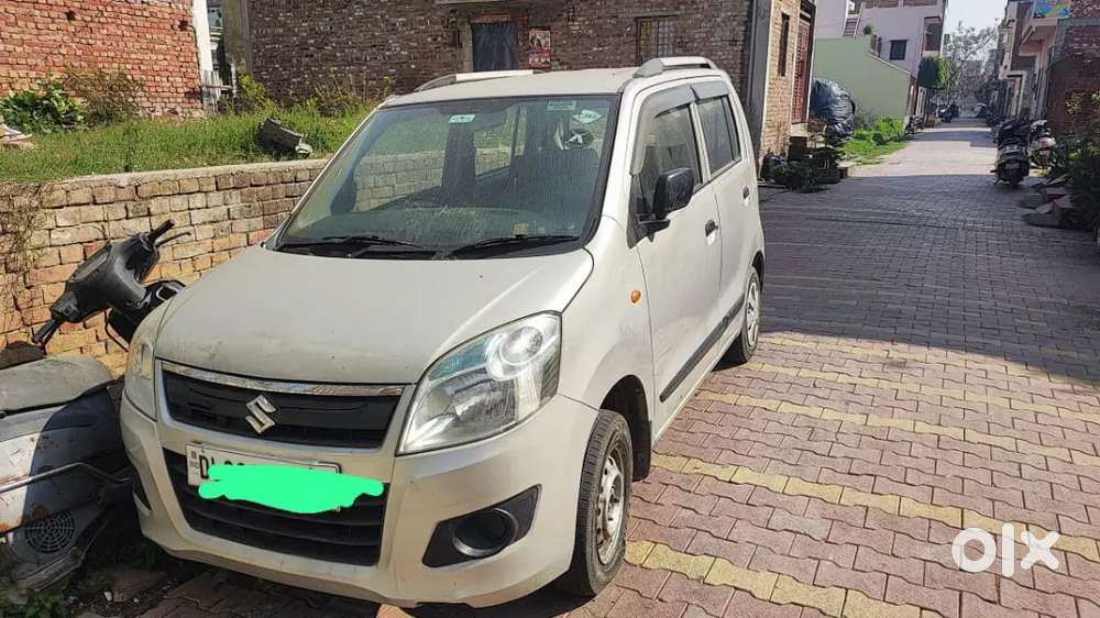 Petrol Cng Hai 2015\01\01 250000 Price M