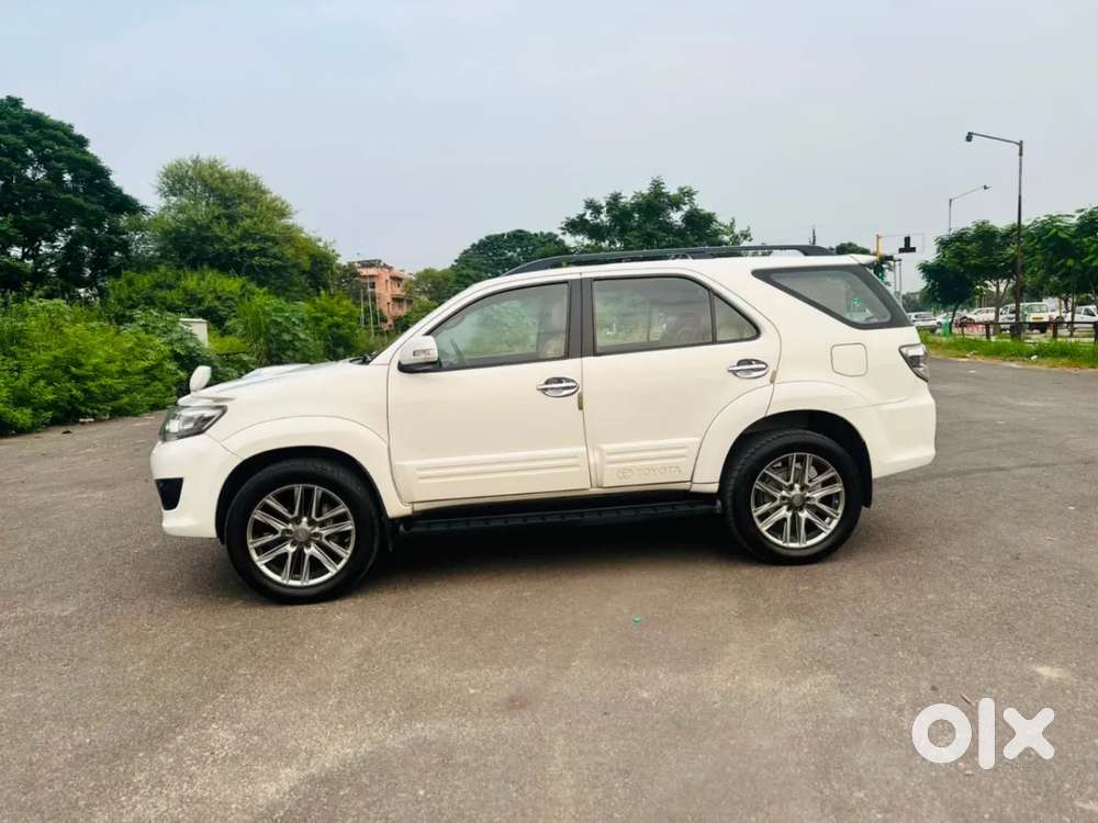 Toyota Fortuner, 2013, Diesel