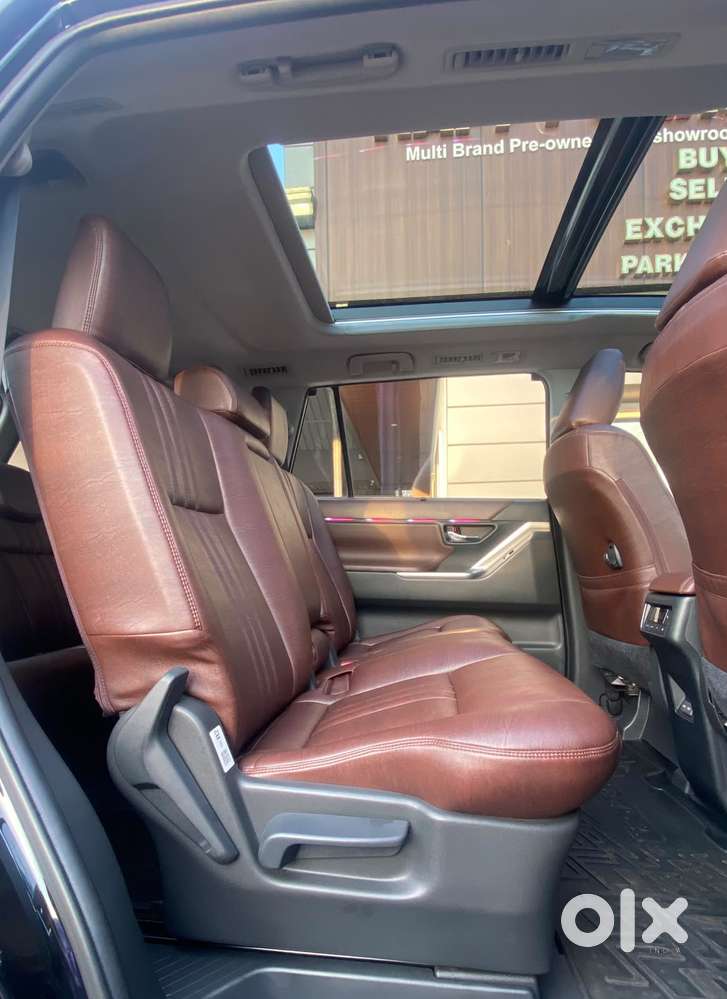 Toyota Innova Hycross 2.0 Vx Hybrid 8 Str, 2025, Petrol