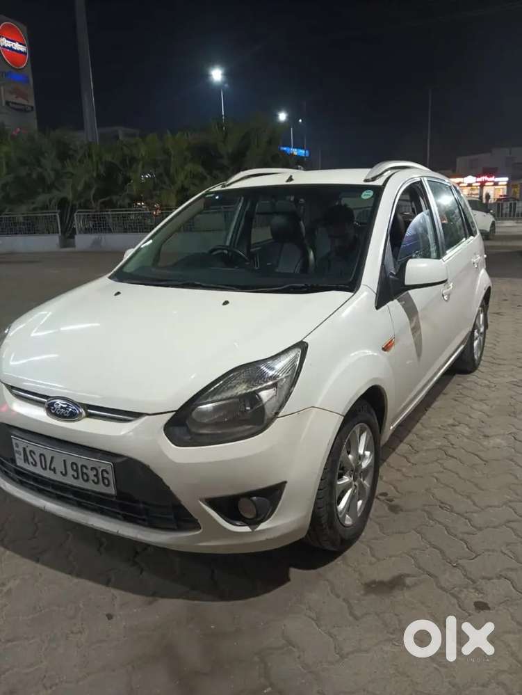 Ford Figo 2012 Diesel 75000 Km Driven