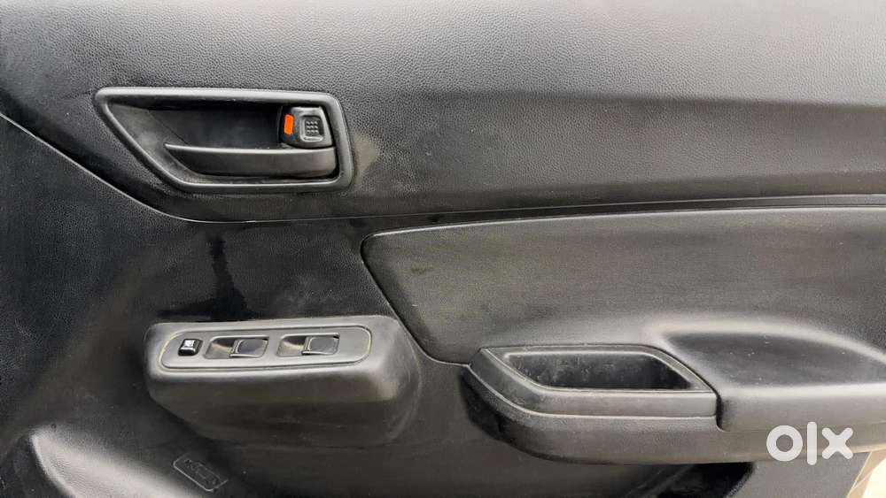Maruti Suzuki Swift Lxi, 2018, Petrol