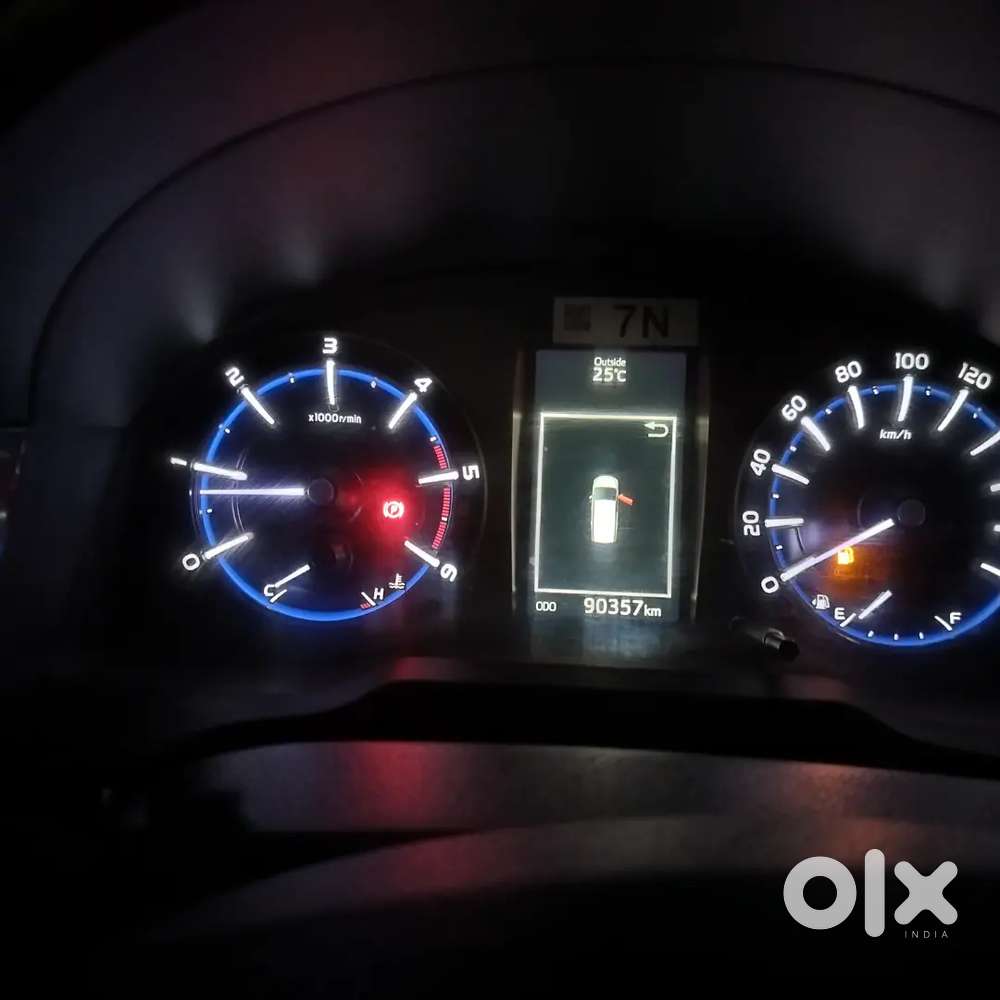 Toyota Innova Crysta 2020 Diesel 90400 Km Driven