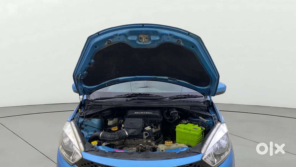 Tata Tiago 1.2 Revotron Xt, 2017, Petrol