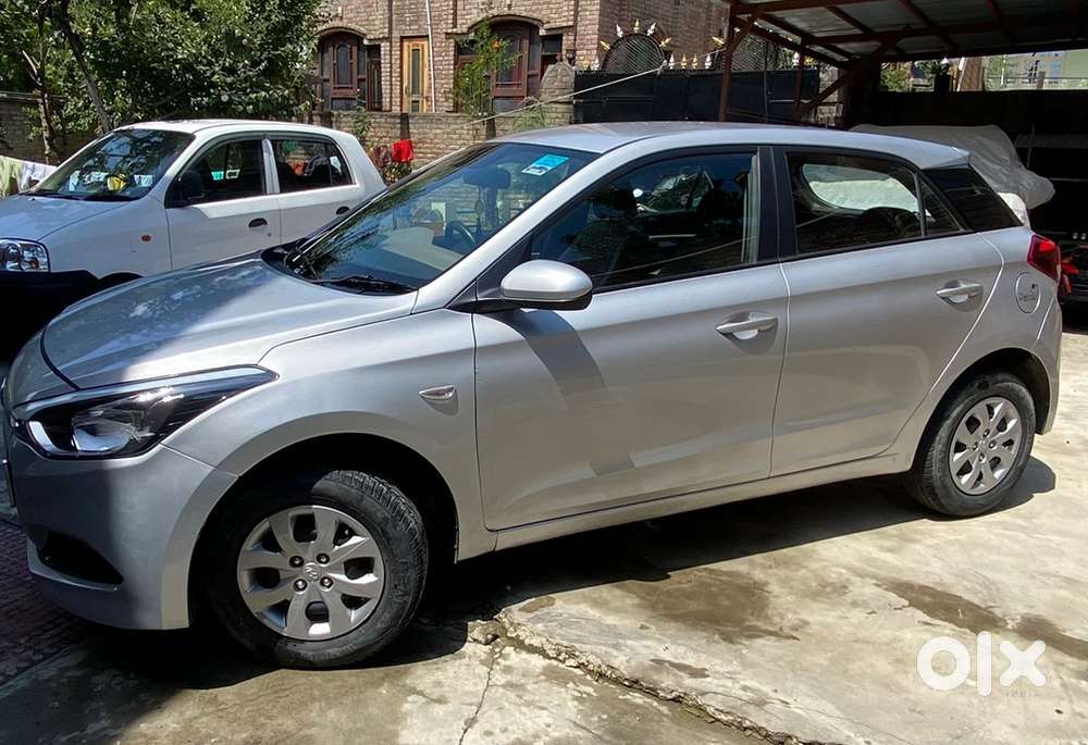 Hyundai Petrol Manual 2017