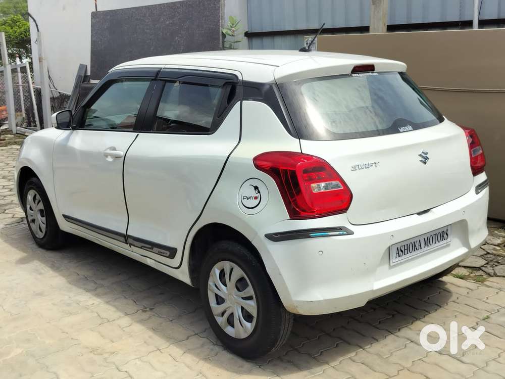 Maruti Suzuki Swift 1.2 Vxi (o), 2022, Petrol