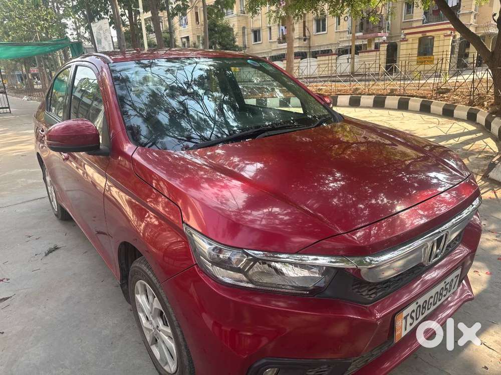 Honda Amaze 2019 Petrol 2600 Km Driven  Driven By Senior Citizen