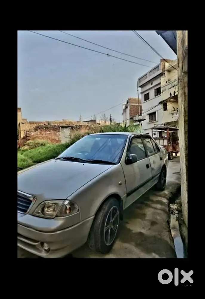 Maruti Suzuki Esteem Lxi