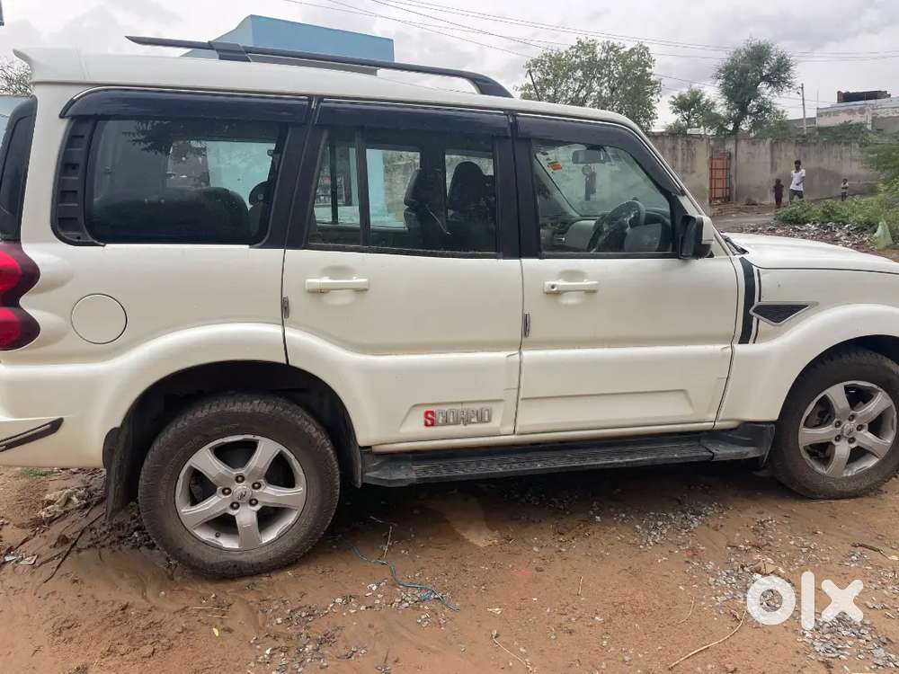 Mahindra Scorpio Classic 2021 Diesel Manual