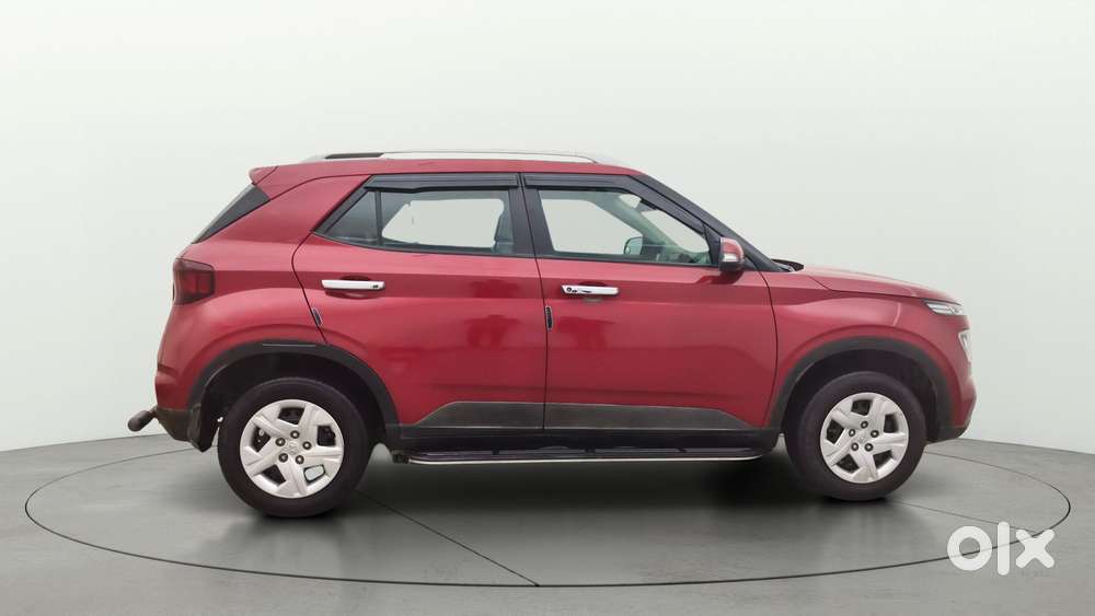 Hyundai Venue 1.2 S Plus, 2021, Petrol