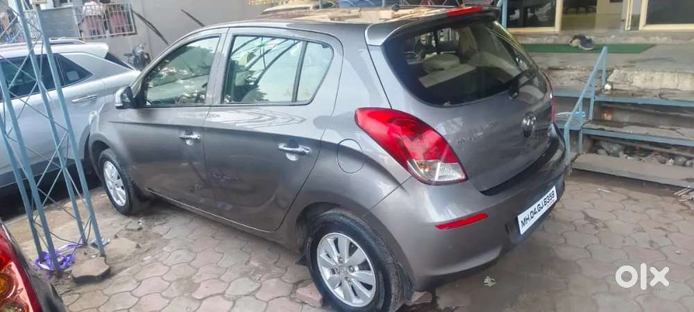 A Well Good Condition Car