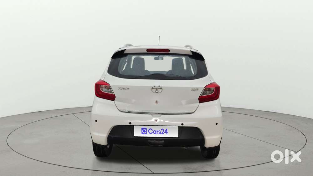Tata Tiago 1.2 Revotron Xza, 2019, Petrol