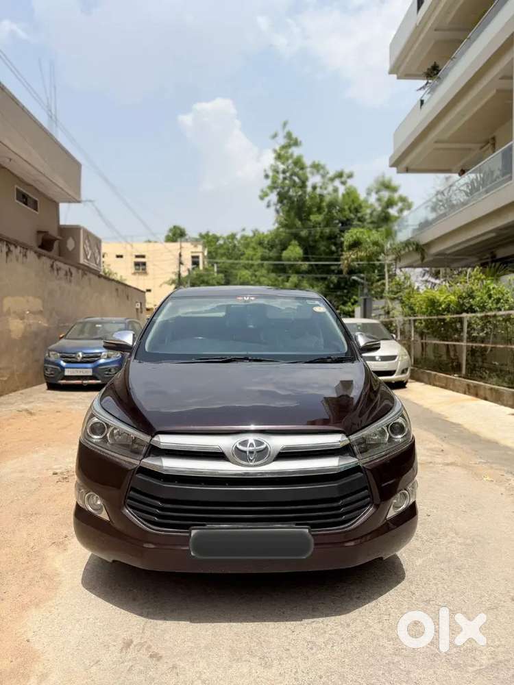 Toyota Innova Crysta 2018