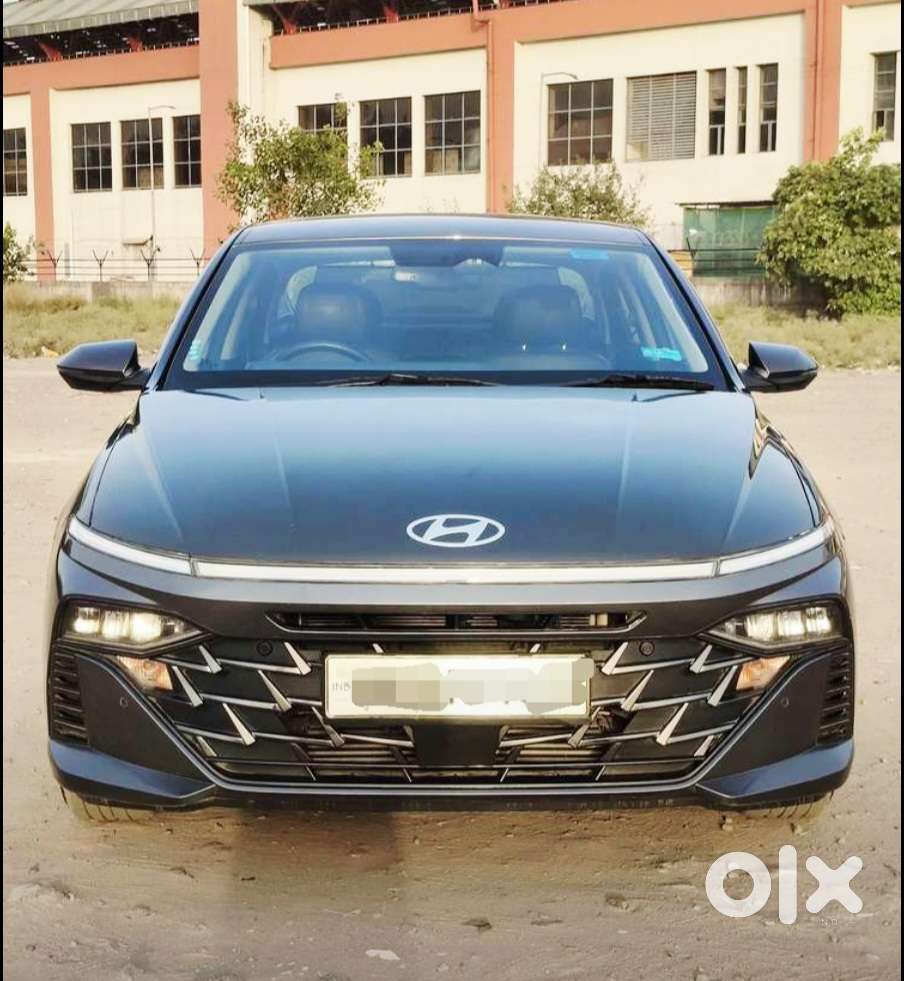 Hyundai Verna 1.5 Sx (o) Turbo Petrol Mt, 2023, Petrol