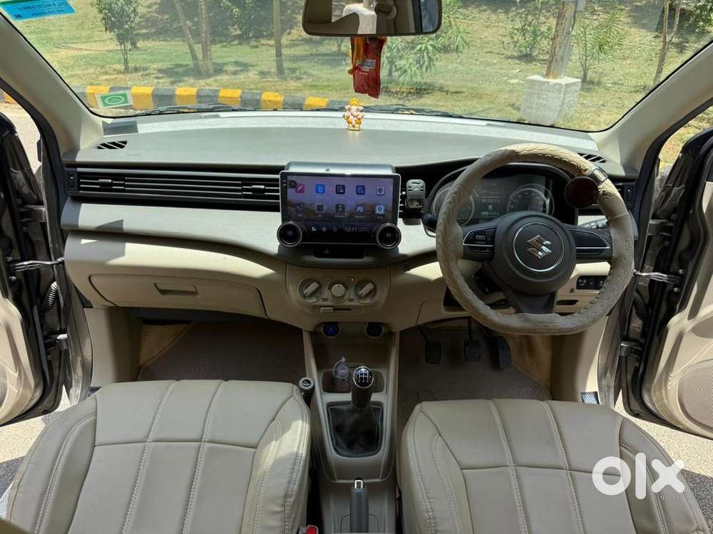 Almost New Maruti Suzuki Ertiga Vxi(o)cng 1.5l  (2024)