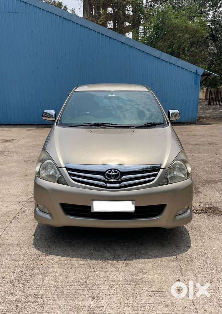 Toyota Innova 2004-2011 2.5 V Diesel 7-seater, 2010, Diesel