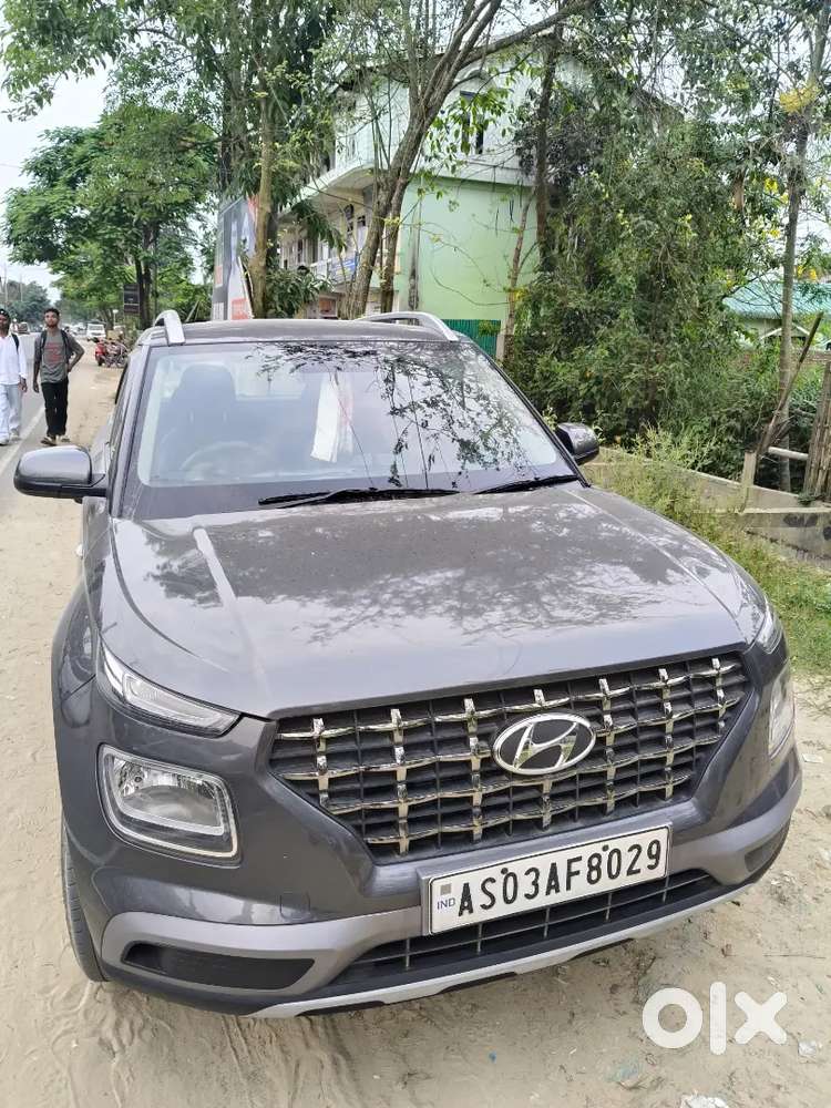 Hyundai New Venue 2022 Petrol 36258 Km Driven