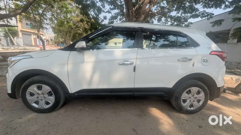 Hyundai Creta White