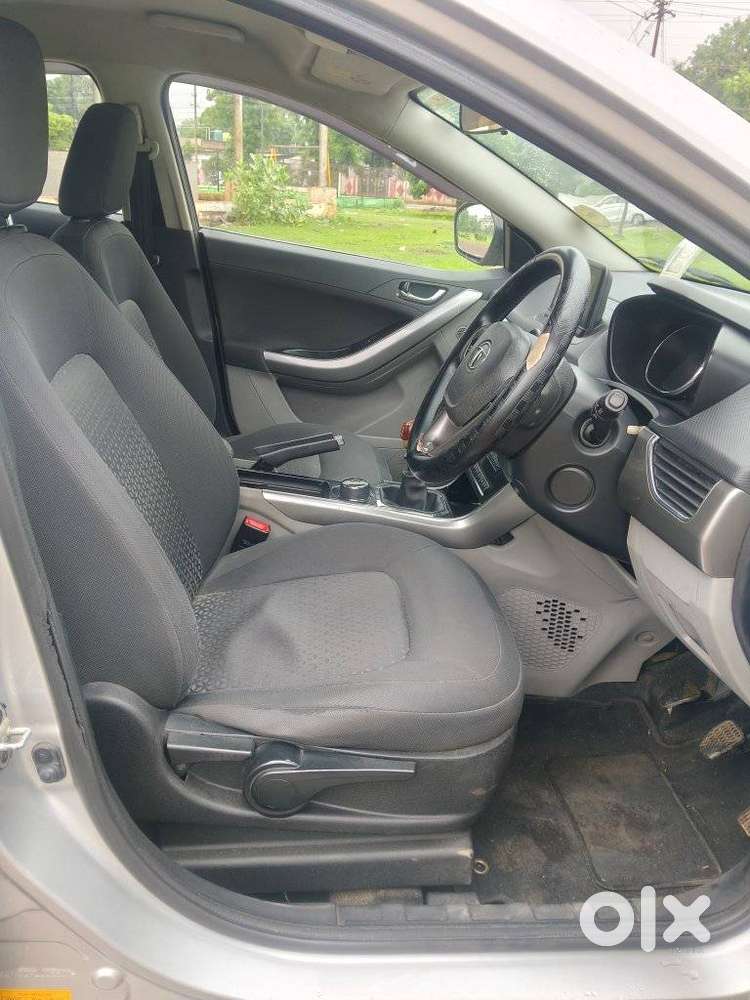 Tata Nexon 1.2 Revotron Xz, 2017, Diesel