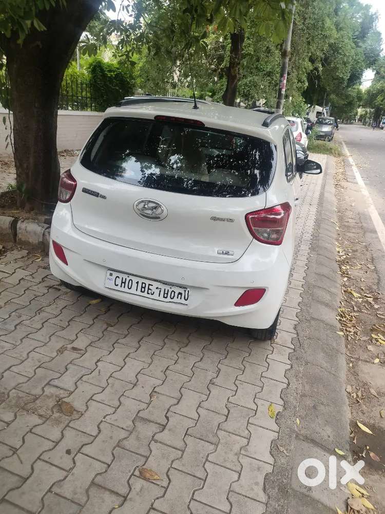 Hyundai Grand I10 Sportz 2015
