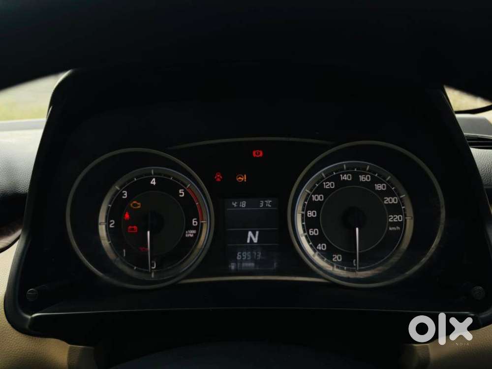 Maruti Suzuki Swift Dzire Amt Vdi, 2019, Diesel