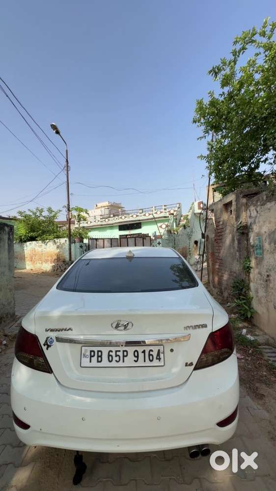 Hyundai Fluidic Verna 2012