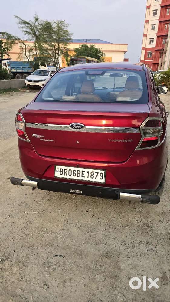 Ford Aspire Titatinium Blu 2017