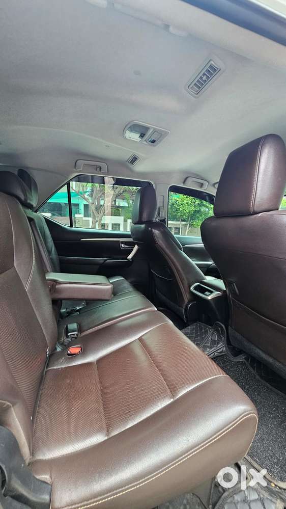 Toyota Fortuner 4x2 At 2.8 Diesel, 2020, Diesel