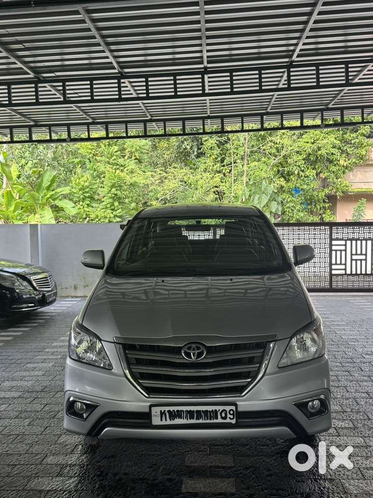 Toyota Innova 2.5 Vx 7 Seater Bs Iv, 2014, Diesel
