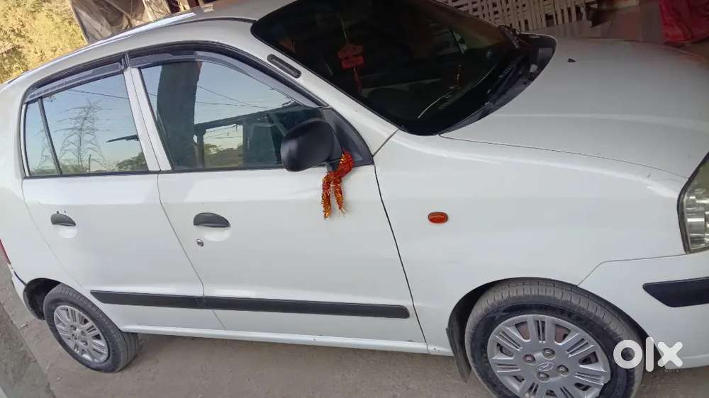 Hyundai Santro Xing Cng 2011 With 27 Km