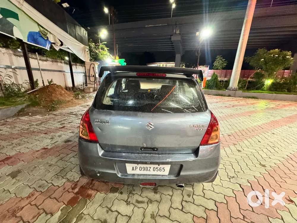 Maruti Suzuki Swift 2010