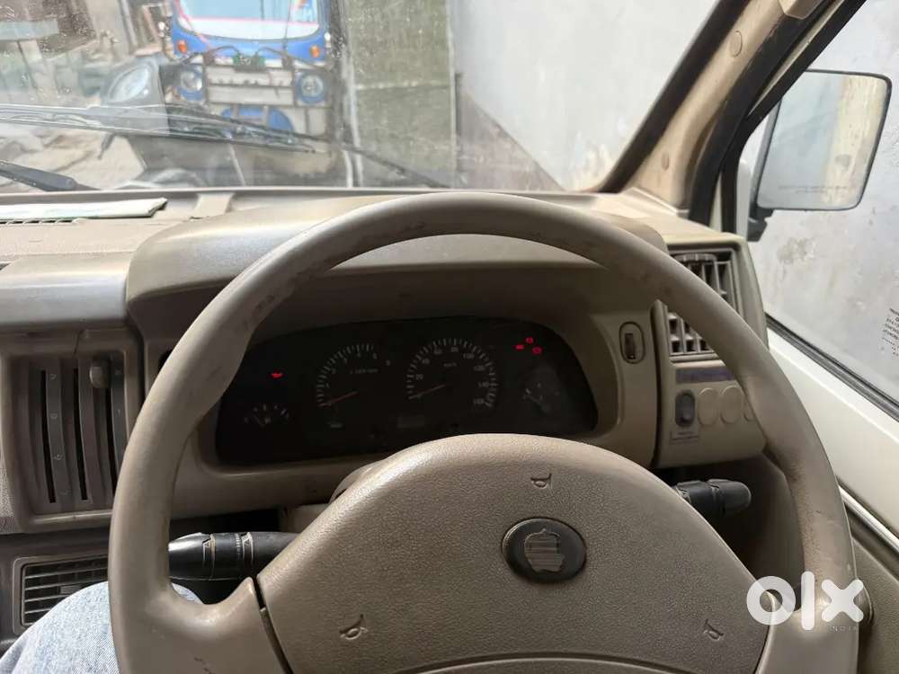Tata Winger Deluxe 2012