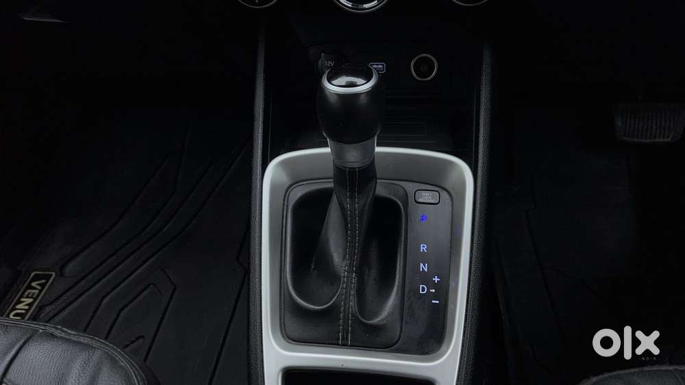 Hyundai Venue 1.0 Sx (o) Turbo Dct, 2020, Petrol