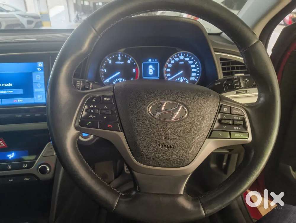 Hyundai Elantra 2017 End Month. Latest Features Diesel 1.6 Manual Sxo